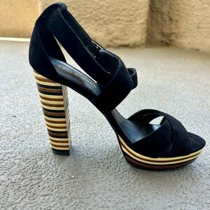 Pelle Moda Panama Kid Black Suede heels size 7.5